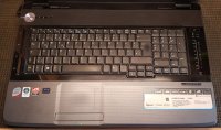 Gebrauchter Laptop mit 18,4" Full-HD-Display und Windows 7