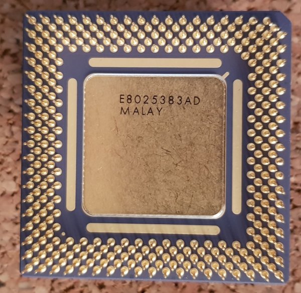 Gebrauchter Intel Pentium Overdrive Prozessor PODP5V83 für 486er mit Sockel 3