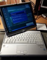 Gebrauchtes Tablet mit Windows XP Tablet PC Edition 2005 - Fujitsu Lifebook T4220